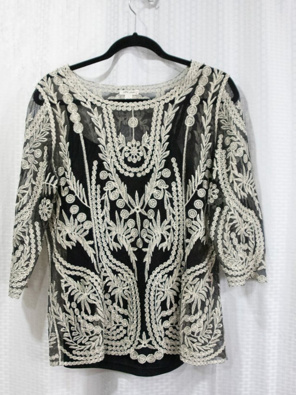 ULTRA PINK Women's Black Mesh Lace Blouse with Gold Thread Embroidery Size: L